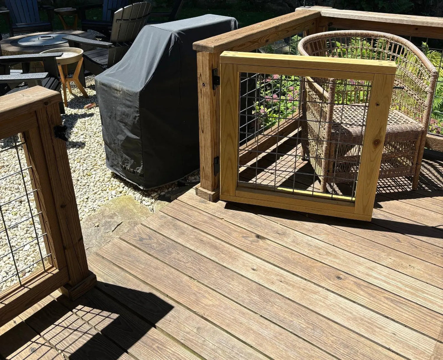 Hog Wire Patio Gates